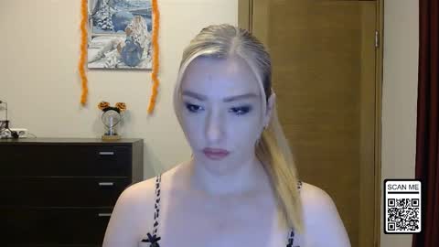 Snapshot of wild_silk_desire chatting on November 2025 01:46:01 PM Alina online show from November 2025 01:46:01 PM