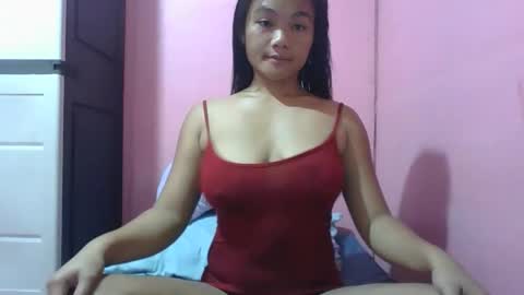 wildchilly_pearl19 online show from January 2026 03:21:01 AM