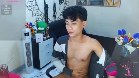 Snapshot of wildesttwinky chatting on October 2025 06:57:02 PM Arvie Rubio online show from October 2025 06:57:02 PM