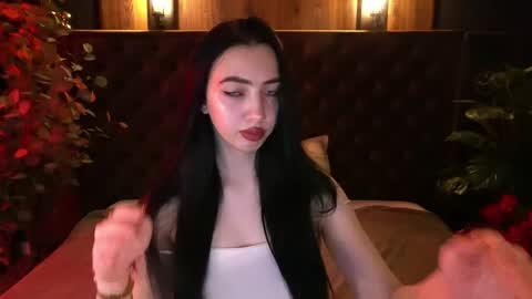 Alena online show from April 2026 05:49:01 AM