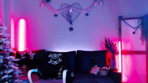 Snapshot of wildorchid_ chatting on January 2025 05:03:01 AM Master Kieran hehim online show from January 2025 05:03:01 AM