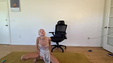 Willa Meadows online show from July 2026 12:20:01 AM