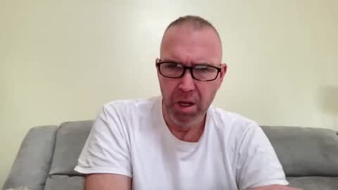 Snapshot of william_zooker chatting on February 2025 02:05:02 PM Zooker online show from February 2025 02:05:02 PM