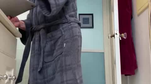 Snapshot of willirob chatting on February 2026 04:15:02 PM William online show from February 2026 04:15:02 PM