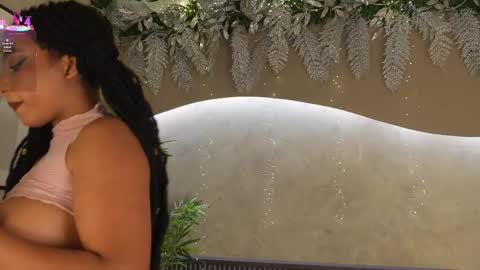 Ms Willow online show from December 2025 02:04:02 PM