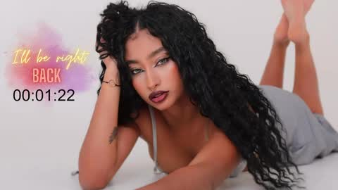 Snapshot of willow_hendrix chatting on May 2026 11:10:01 PM Ms Willow online show from May 2026 11:10:01 PM