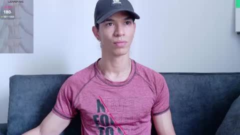 willy_veins online show from July 2026 03:33:01 PM
