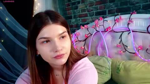 Vicki3 online show from February 2026 06:57:02 AM