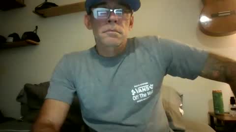 Snapshot of wingnutt765733 chatting on October 2025 05:26:02 AM wingnutt765733 online show from October 2025 05:26:02 AM