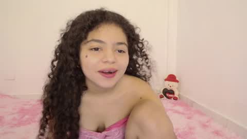 Snapshot of winnifer_gonzalez chatting on July 2026 03:03:02 PM Winnifer Gonzalez online show from July 2026 03:03:02 PM