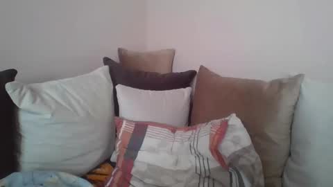 winston1982q online show from March 2026 12:51:02 PM