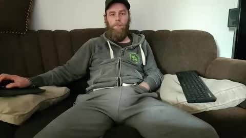 winter117 online show from April 2026 10:36:02 PM