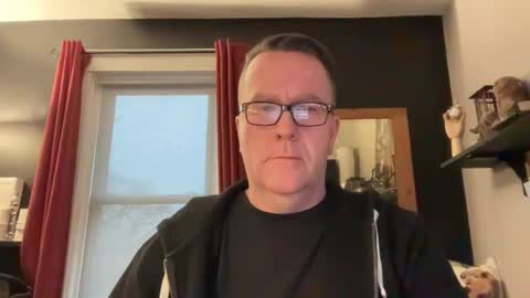 Snapshot of wintyr chatting on December 2024 09:09:02 PM wintyr online show from December 2024 09:09:02 PM