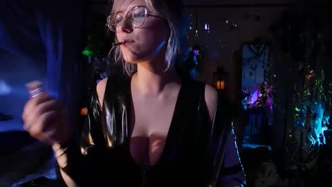 Goddess of two strapons  - Mr. long Don Mr. Pinky online show from December 2025 11:23:02 PM