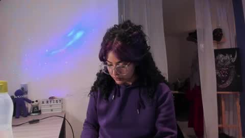     Luna Violeta  A r t i s t  online show from February 2025 04:20:01 AM