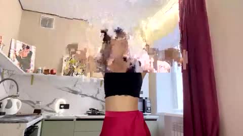 Snapshot of withlovebella chatting on January 2025 08:15:01 AM Isobelle online show from January 2025 08:15:01 AM