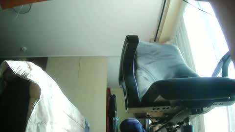 wixer1970 online show from February 2025 01:05:02 PM