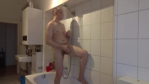 Snapshot of wizzman2442 chatting on February 2025 06:49:02 AM wizzman2442 online show from February 2025 06:49:02 AM