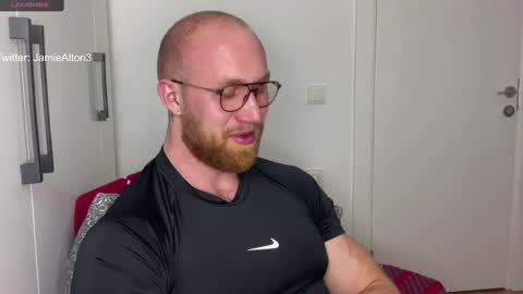 Snapshot of wlademarbergs chatting on February 2025 06:04:02 PM Wlademar online show from February 2025 06:04:02 PM