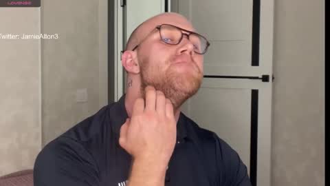 Snapshot of wlademarbergs chatting on October 2025 09:28:01 AM Wlademar online show from October 2025 09:28:01 AM