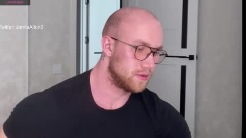 Snapshot of wlademarbergs chatting on October 2025 06:06:02 AM Wlademar online show from October 2025 06:06:02 AM