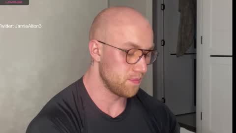 Snapshot of wlademarbergs chatting on November 2025 02:28:01 AM Wlademar online show from November 2025 02:28:01 AM