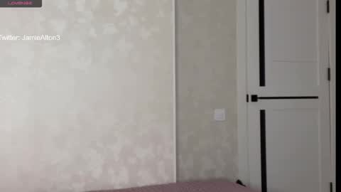 Snapshot of wlademarbergs chatting on November 2025 02:54:02 AM Wlademar online show from November 2025 02:54:02 AM