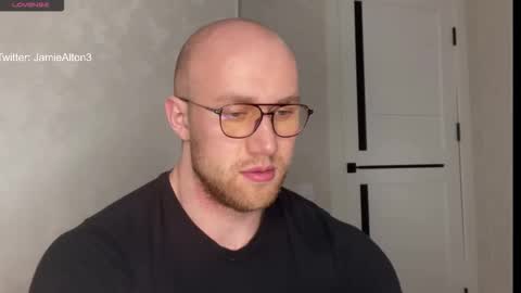 Snapshot of wlademarbergs chatting on November 2025 08:30:02 PM Wlademar online show from November 2025 08:30:02 PM