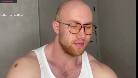 Snapshot of wlademarbergs chatting on December 2025 02:38:01 AM Wlademar online show from December 2025 02:38:01 AM