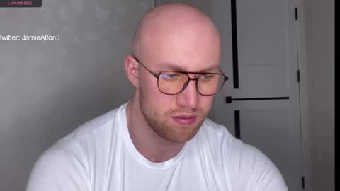 Snapshot of wlademarbergs chatting on December 2025 01:44:02 AM Wlademar online show from December 2025 01:44:02 AM