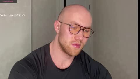 Snapshot of wlademarbergs chatting on December 2025 12:17:02 AM Wlademar online show from December 2025 12:17:02 AM