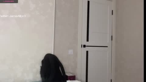 Snapshot of wlademarbergs chatting on December 2025 03:25:02 AM Wlademar online show from December 2025 03:25:02 AM