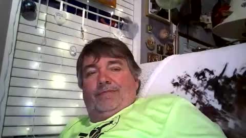 Snapshot of wldlife chatting on April 2026 12:15:02 AM wldlife online show from April 2026 12:15:02 AM