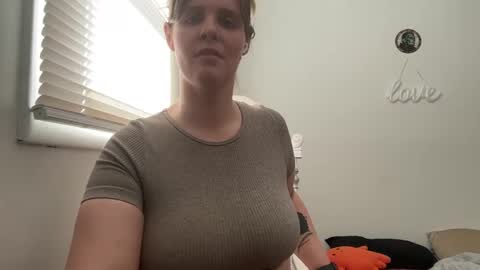 Snapshot of wldntulik2no chatting on January 2025 04:49:02 PM Moth online show from January 2025 04:49:02 PM