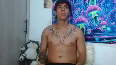 wolf_light online show from January 2026 12:12:02 AM