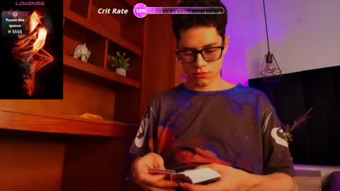  W O L F  online show from October 2025 11:51:02 AM