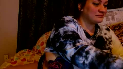 wolfiehoney online show from April 2026 05:27:02 AM
