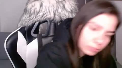 Alex online show from February 2025 02:50:02 AM