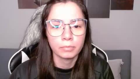 Alex online show from November 2025 02:10:01 AM