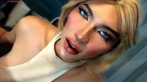 Julia online show from February 2026 03:54:01 AM