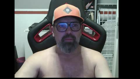 Snapshot of womenizzeer chatting on November 2025 07:41:01 AM Adam online show from November 2025 07:41:01 AM