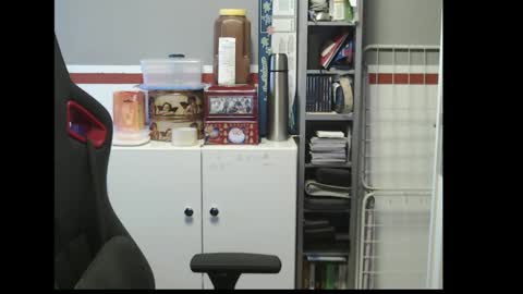 Snapshot of womenizzeer chatting on January 2026 03:03:02 PM Adam online show from January 2026 03:03:02 PM