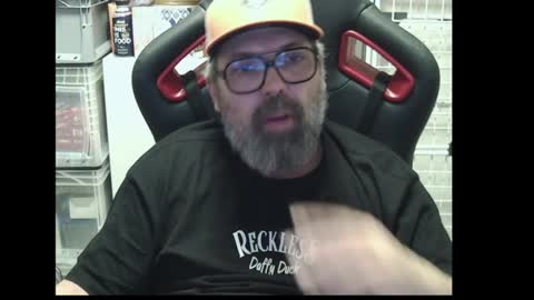 Snapshot of womenizzeer chatting on February 2026 01:35:02 AM Adam online show from February 2026 01:35:02 AM