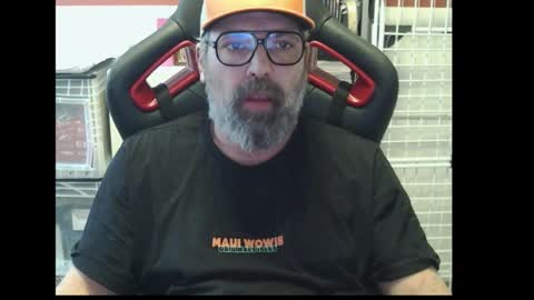 Snapshot of womenizzeer chatting on February 2026 11:11:01 AM Adam online show from February 2026 11:11:01 AM