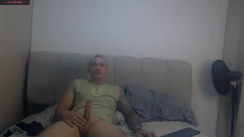 Snapshot of wondercouplexxx chatting on May 2026 05:57:02 AM Sofia And Thomas online show from May 2026 05:57:02 AM