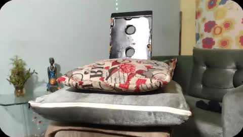 SHENIEL RODRIGUEZ online show from December 2024 06:41:01 AM