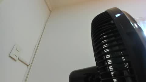 wonderkloe_ online show from April 2026 02:20:01 AM