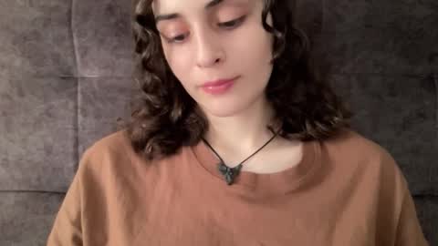 Stia online show from October 2025 05:17:02 AM