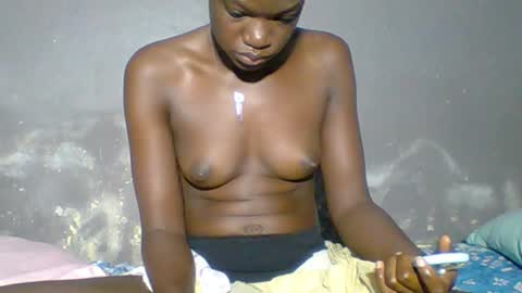 Snapshot of wonders0786 chatting on September 2025 04:39:02 AM Your black bunny online show from September 2025 04:39:02 AM