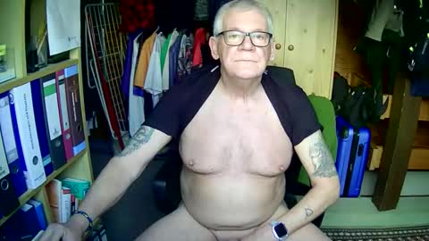 Always Horny online show from April 2026 05:21:02 PM